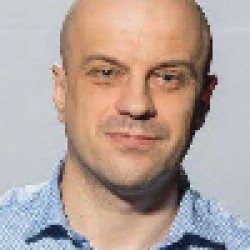 Максим Бутченко